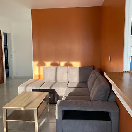 Les Petits De Georges Apartment